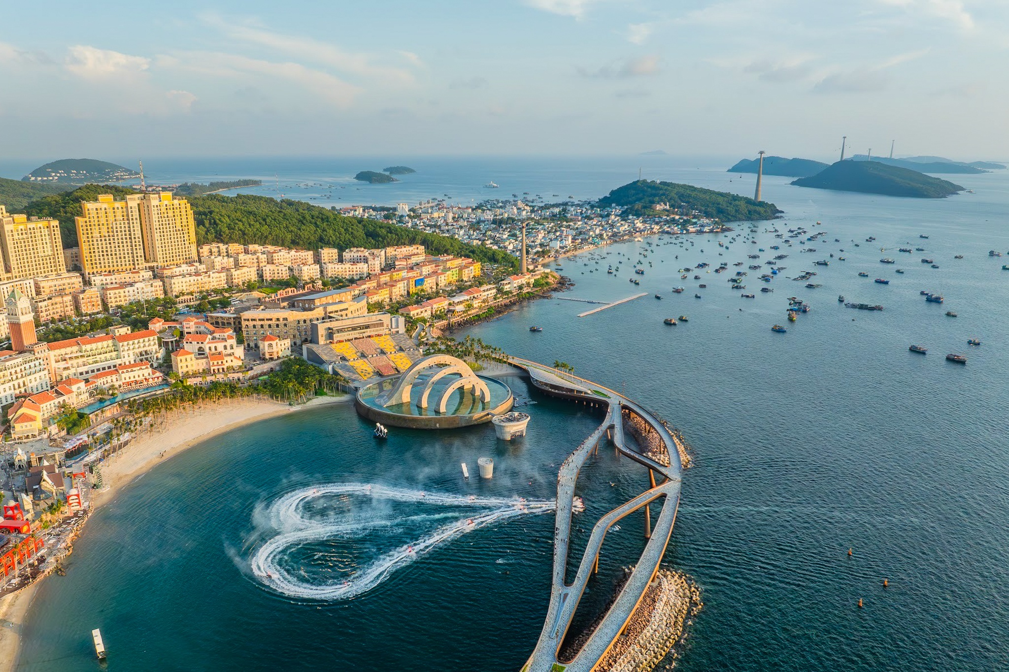 Nhung 'ong lon' dang dinh hinh ban do nghi duong Phu Quoc hinh anh