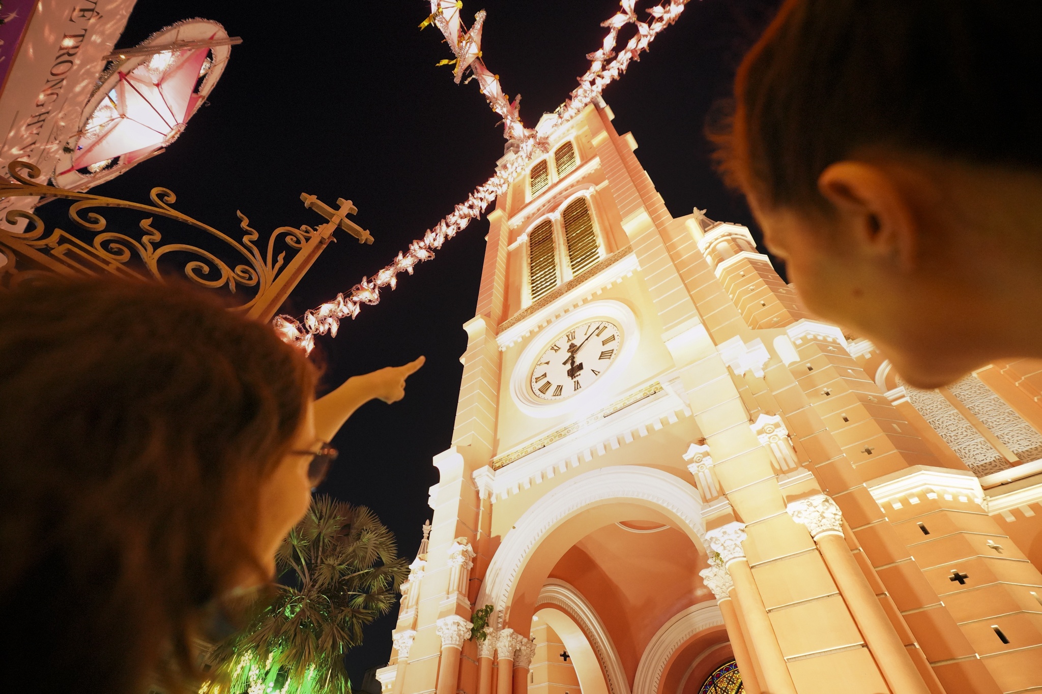 nha tho Tan Dinh anh 11