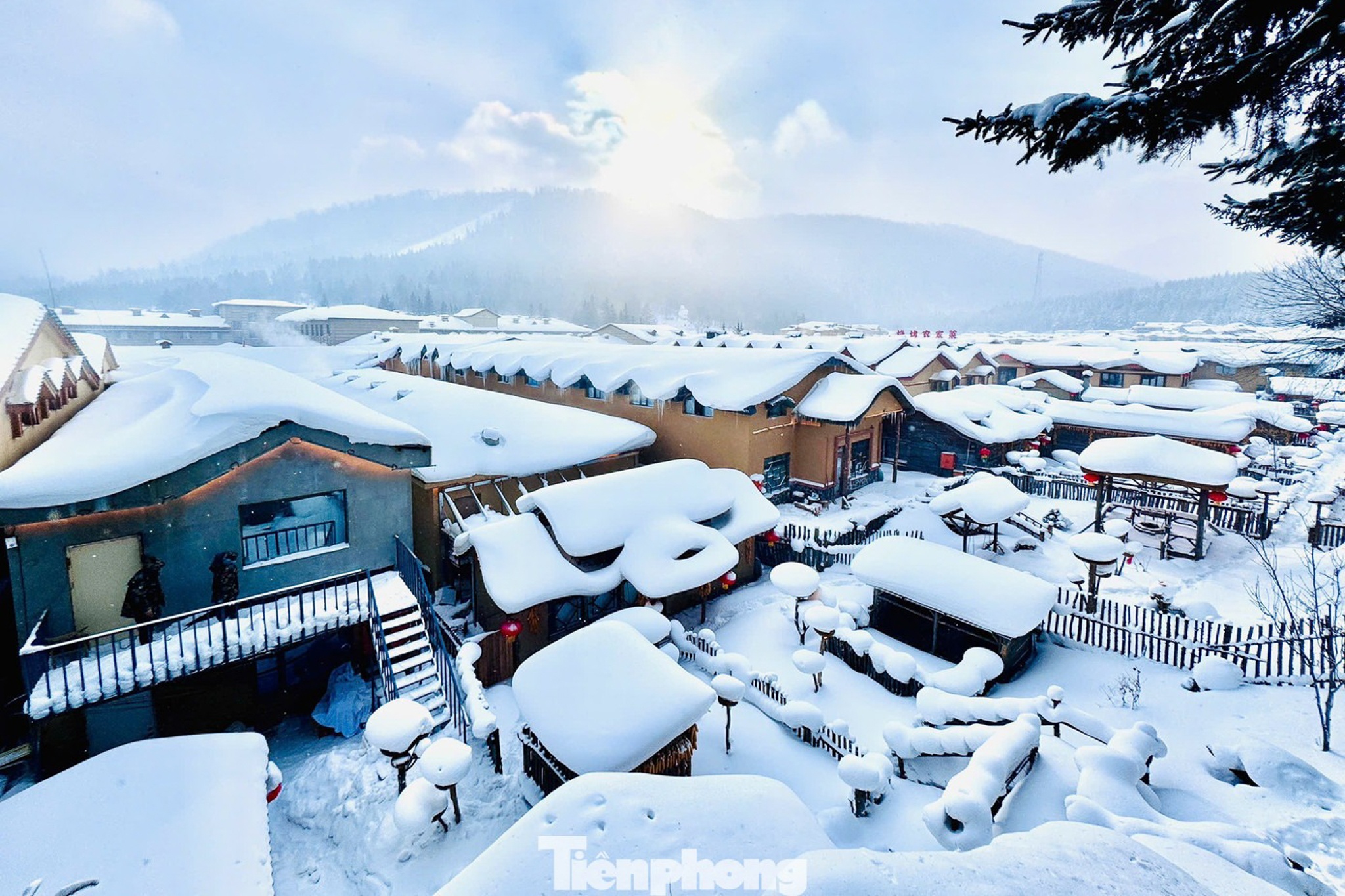 Lang Tuyet Huong anh 1