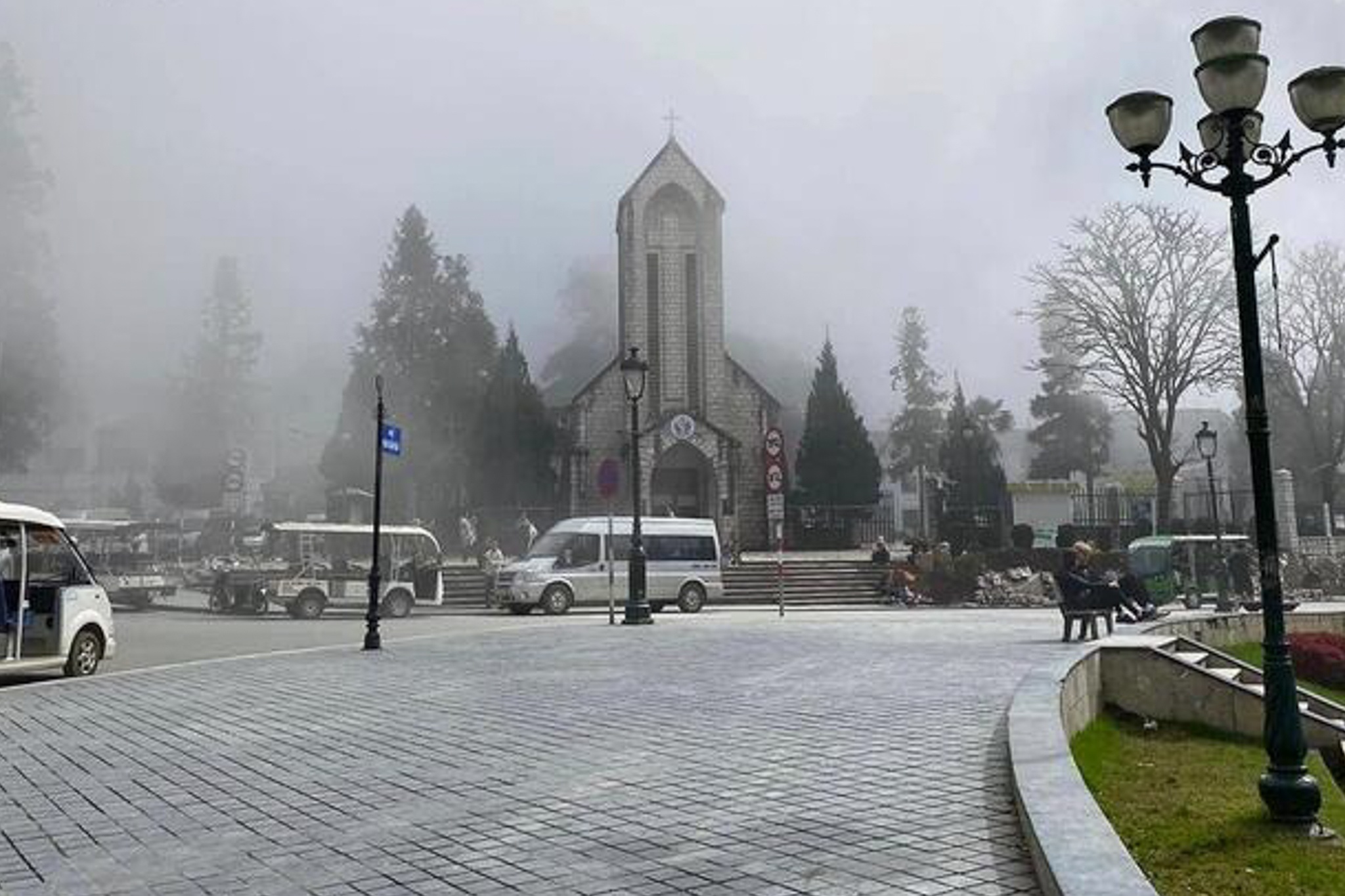 Chuyen gia chi nguyen nhan cot loi khien Sa Pa hau nhu het tuyet hinh anh