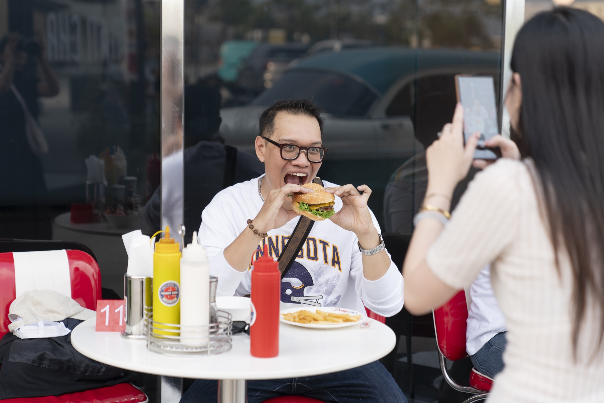 Quan an kieu My anh 8