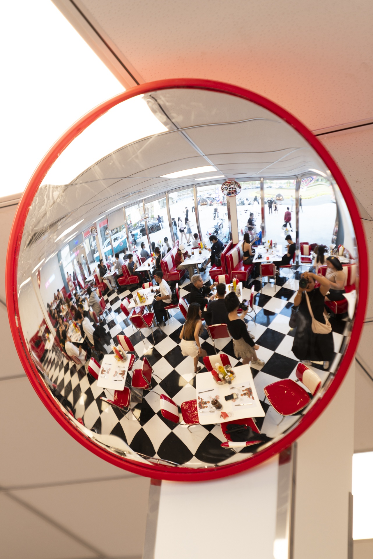 Quan an kieu My anh 4