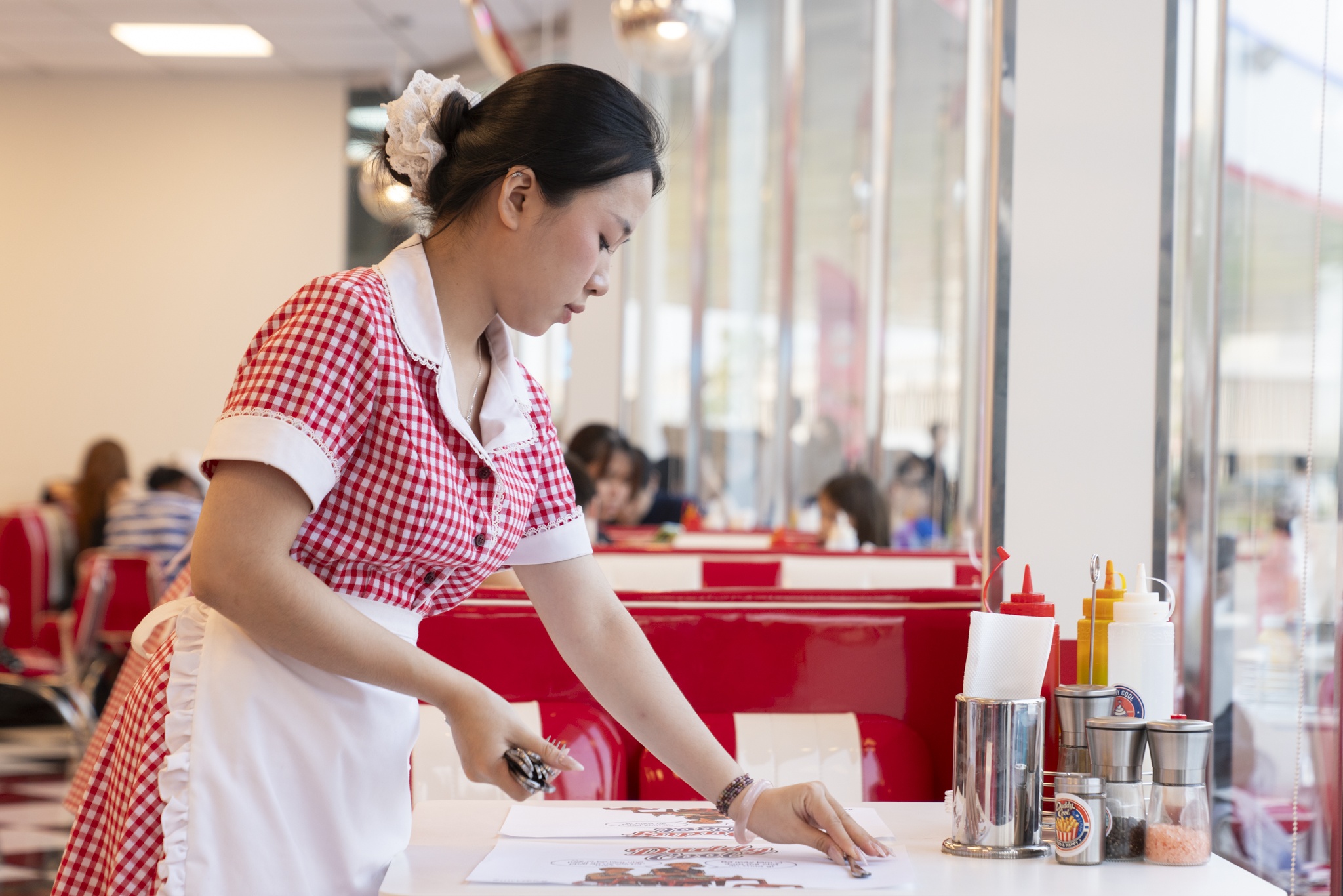 Quan an kieu My anh 3