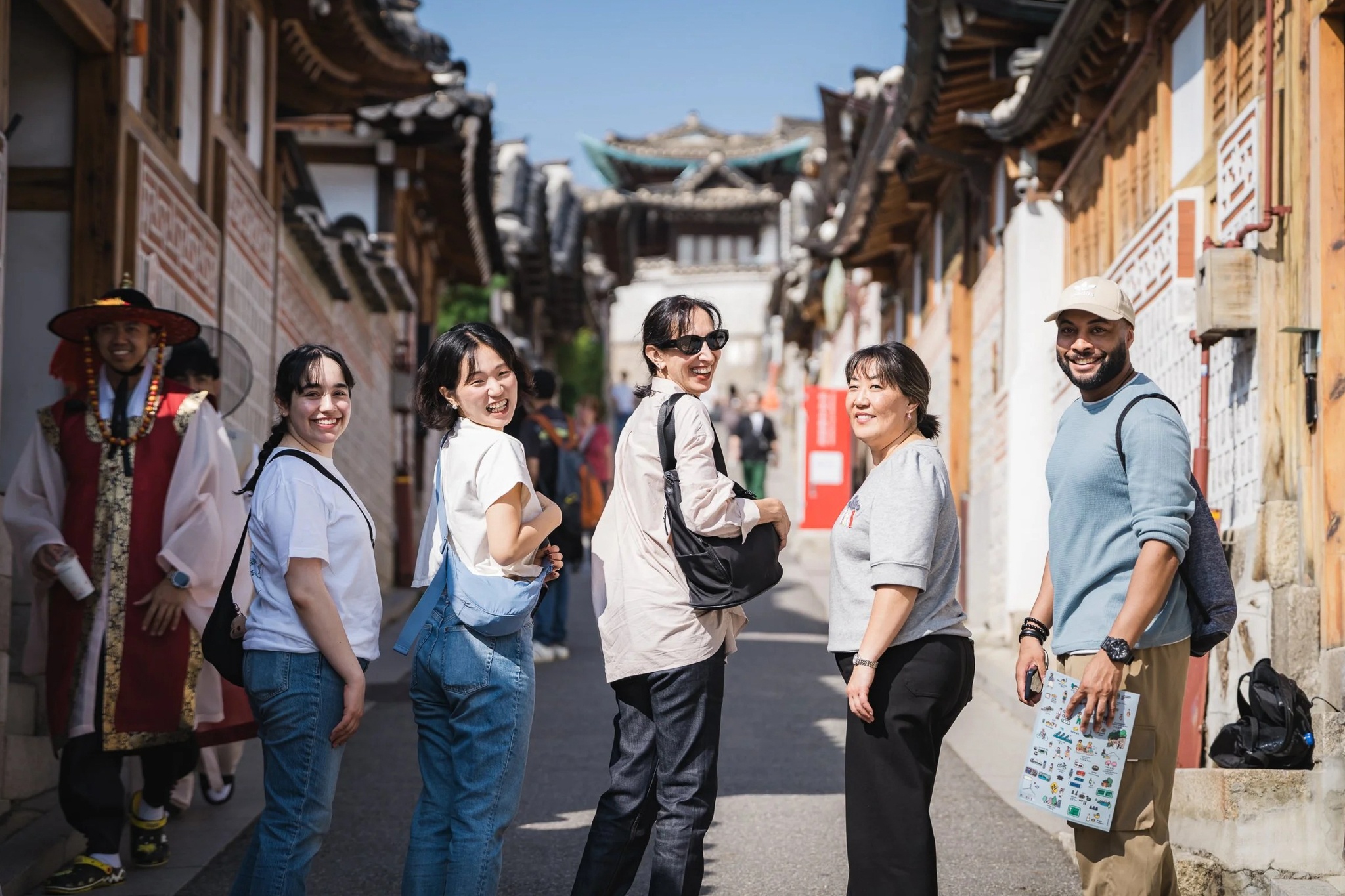 Nguoi Viet du lich o dau dong nhat Tet nay? hinh anh