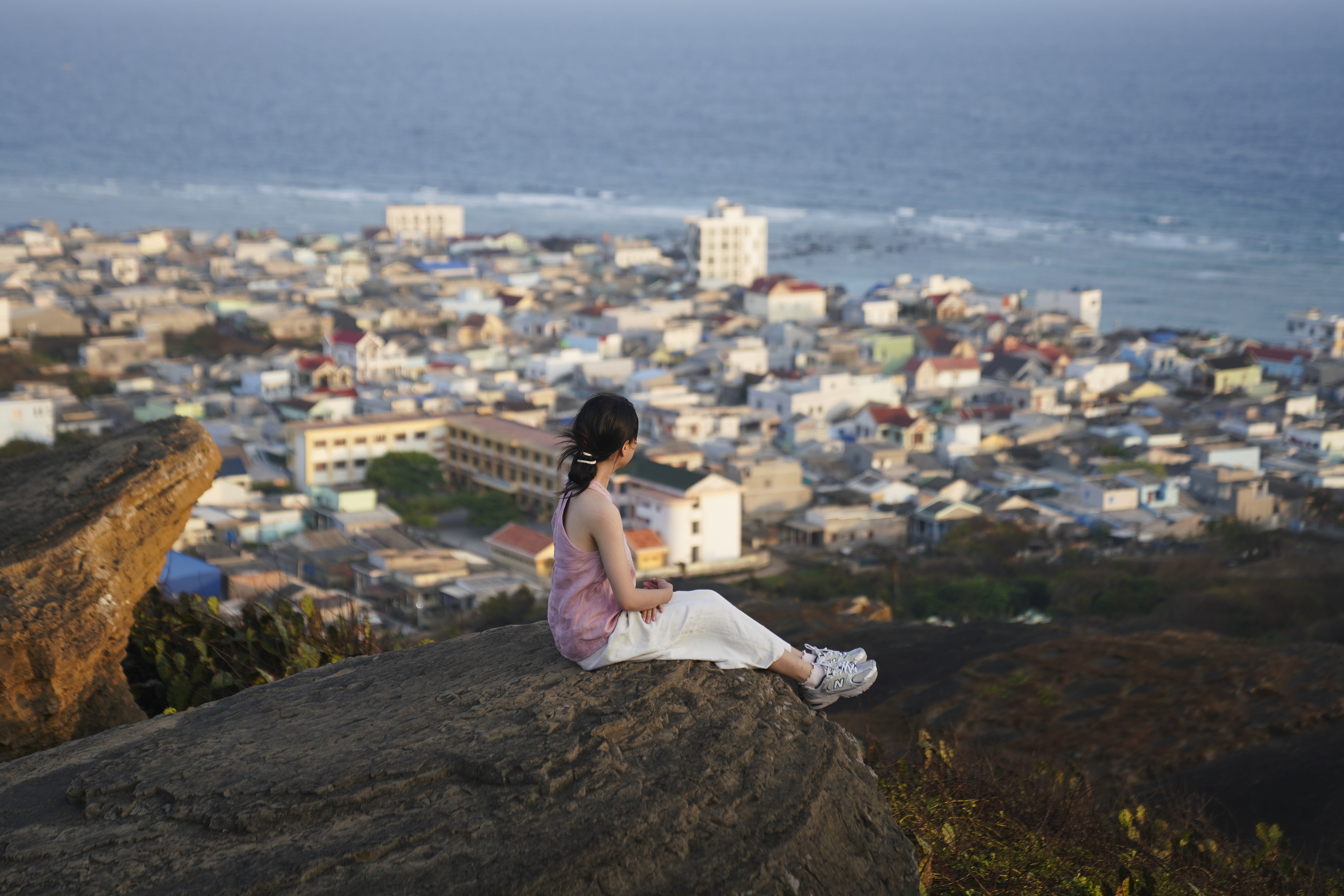 Phu Quy lot top diem den than thien nhat Viet Nam hinh anh