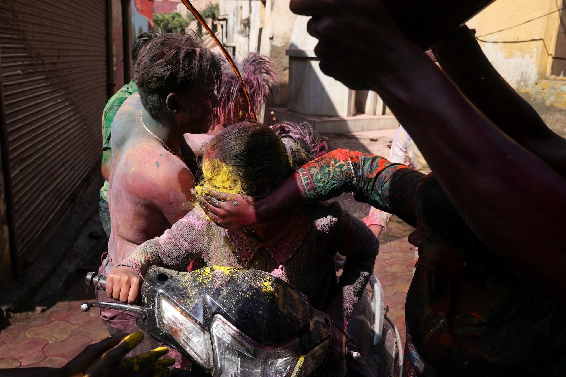 Le hoi Holi An Do anh 17