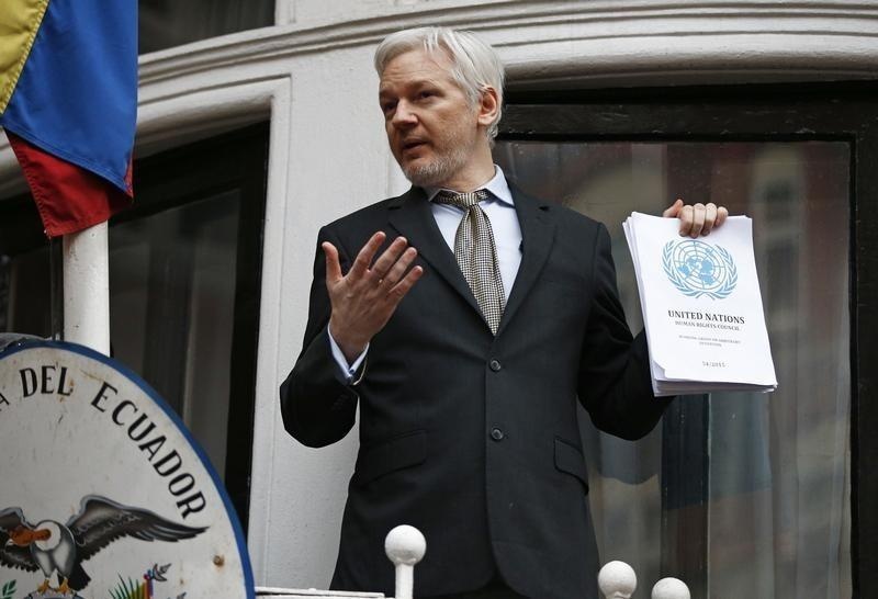nha sang lap WikiLeaks Julian Assange anh 1