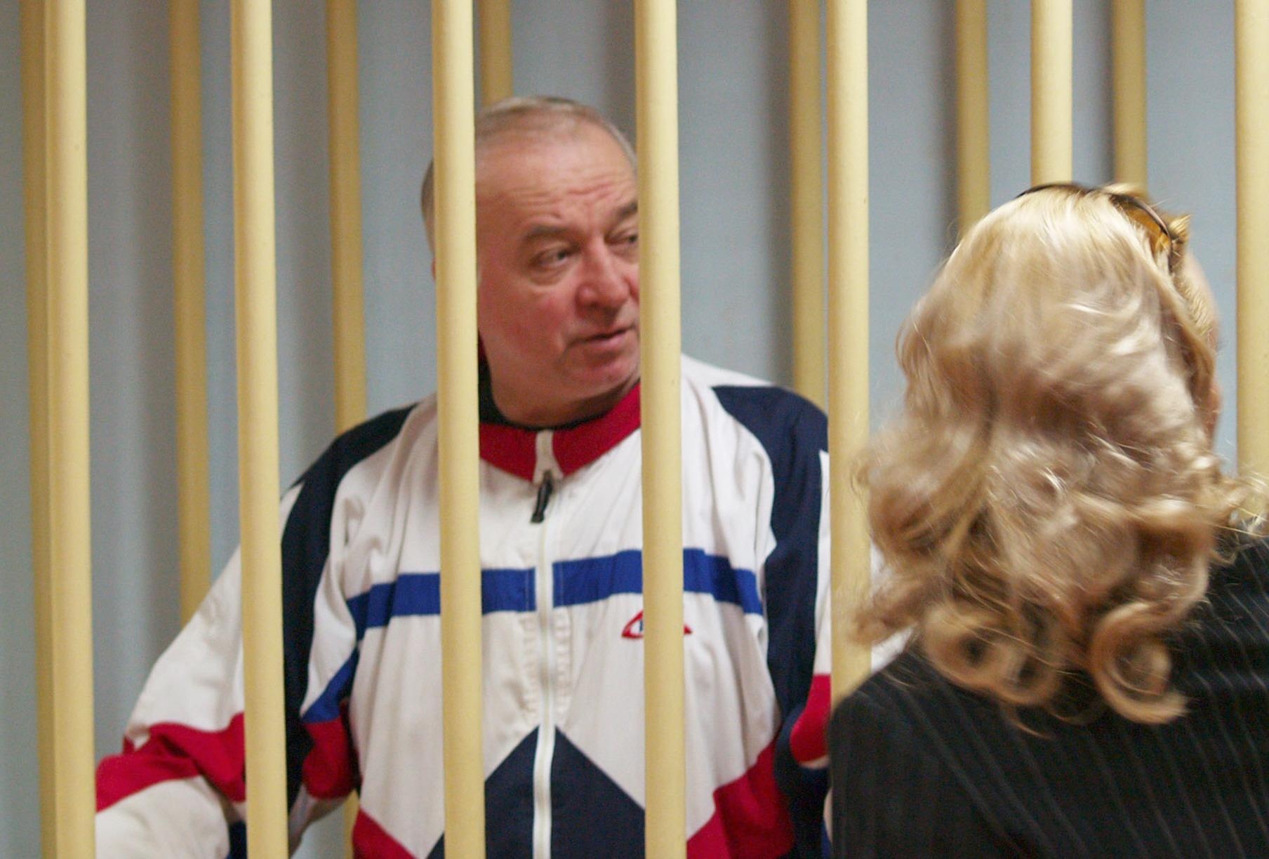 Nghi van cuu diep vien Nga bi dau doc vi hoat dong sau nghi huu hinh anh