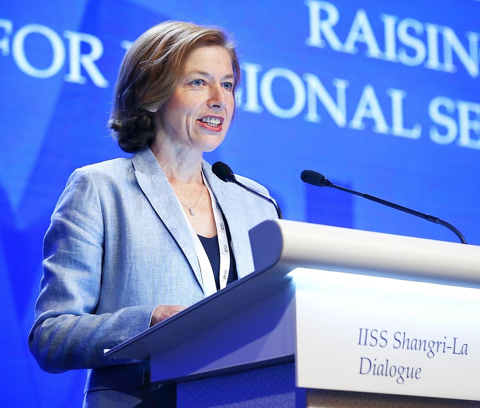 Phap, Anh se dua tau chien toi Bien Dong trong nam 2018 hinh anh