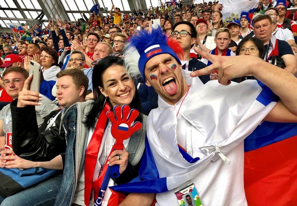Nguoi Nga 'hoc cuoi' de thay doi hinh anh dip World Cup 2018 hinh anh