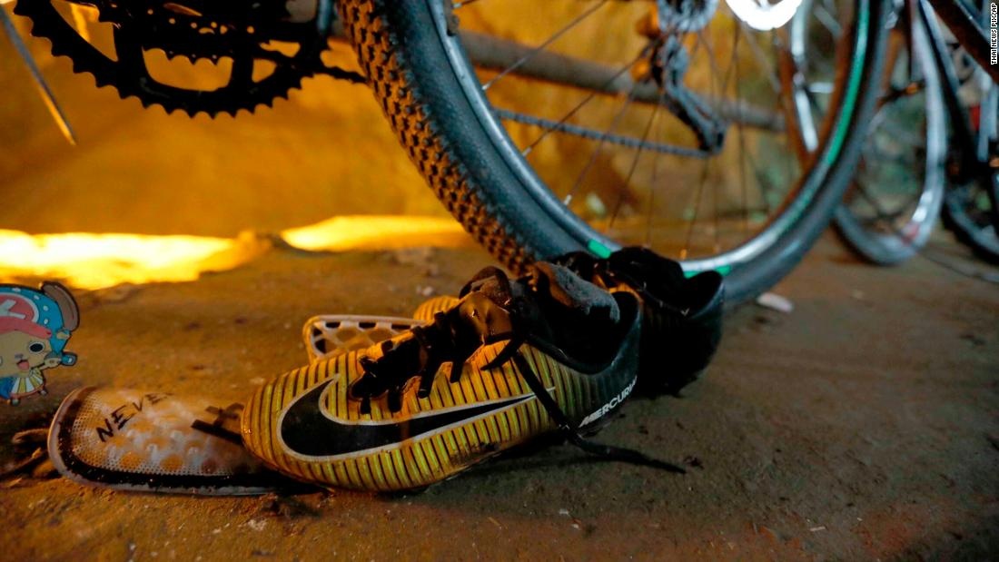 giai cuu doi bong Thai anh 3