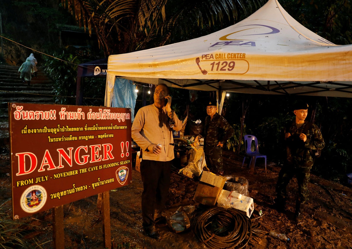 huan luyen vien Thai Lan mat tich anh 1