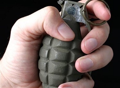 Cuu binh mang luu dan ve nha lam vat ky niem hinh anh