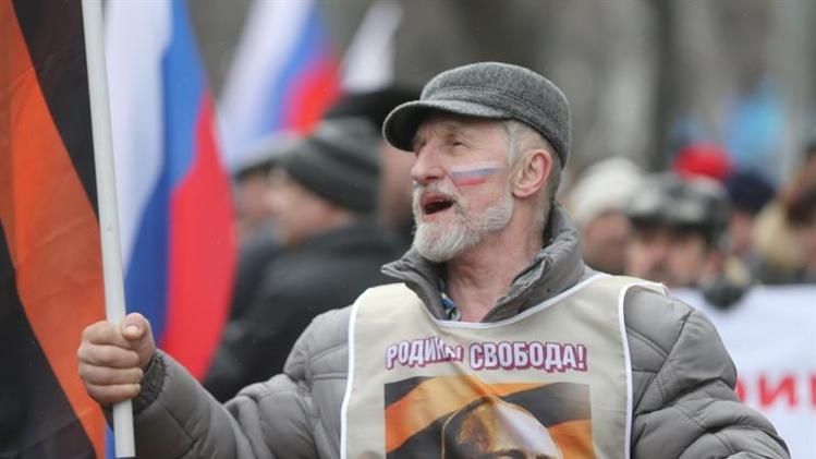 WB lo kinh te Nga sa sut vi khung hoang Ukraina hinh anh