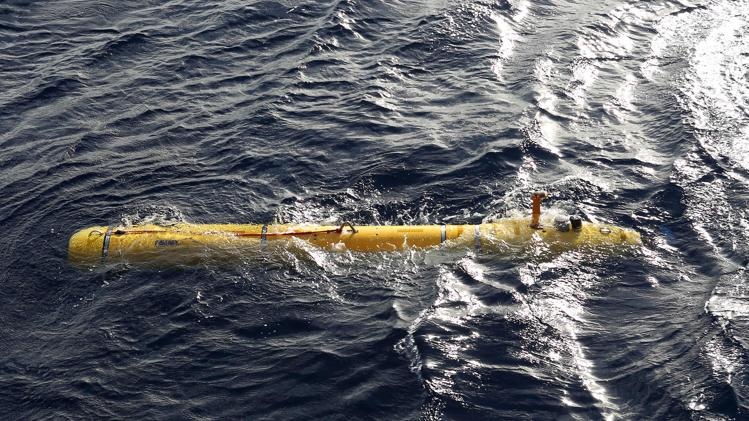 Bao co the can tro chien dich tim may bay Malaysia hinh anh