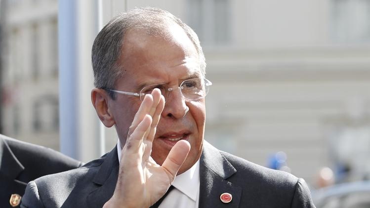 Nga san sang doi thoai voi tan Tong thong Ukraina hinh anh