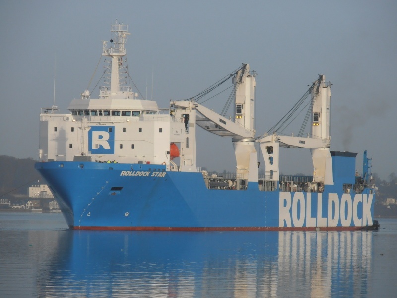 Tau ngam Da Nang sap ve Viet Nam hinh anh