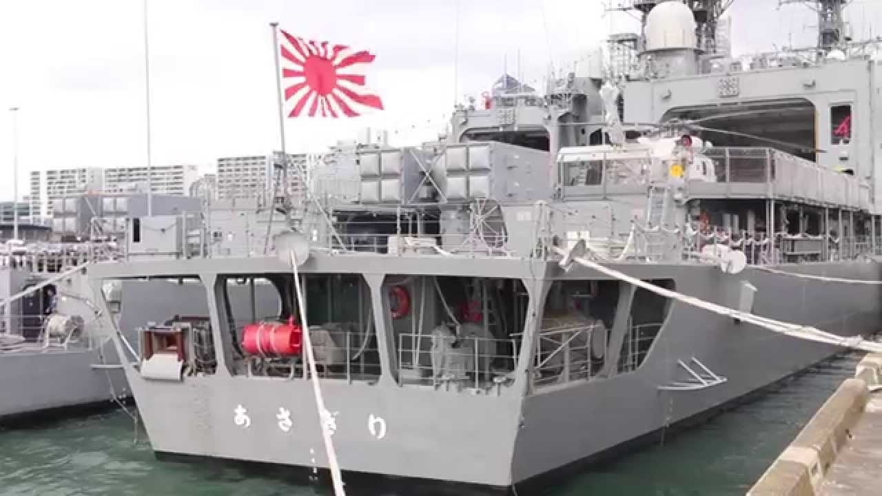 Một tàu chiến Nhật Bản thăm New Zealand vào năm 2014. Ảnh: Japan Times