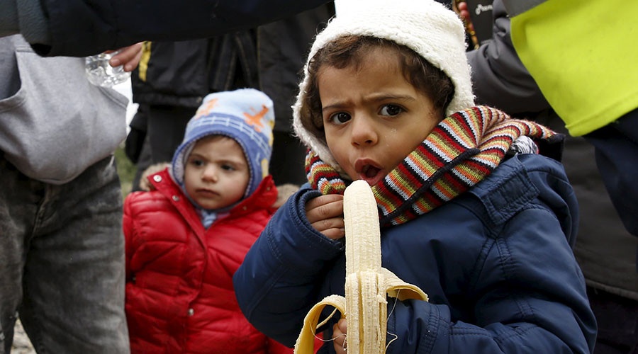 10.000 tre ti nan mat tich sau khi toi chau Au hinh anh