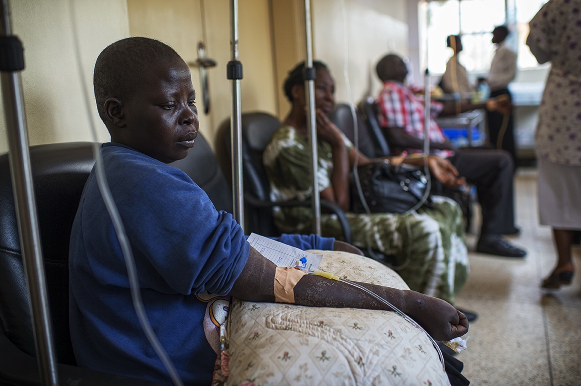 thảm cảnh bệnh nhân ung thư ở Uganda ảnh 2 tham canh benh nhan ung thu o Uganda anh 2