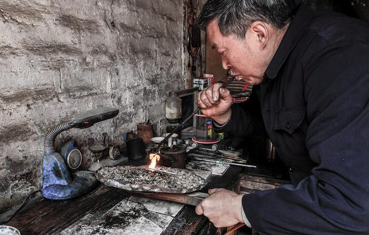 lang che tac vang Trung Quoc anh 2