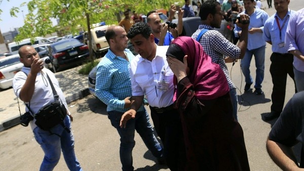 mảnh vỡ máy bay Ai Cập ảnh 1 manh vo may bay Ai Cap anh 1