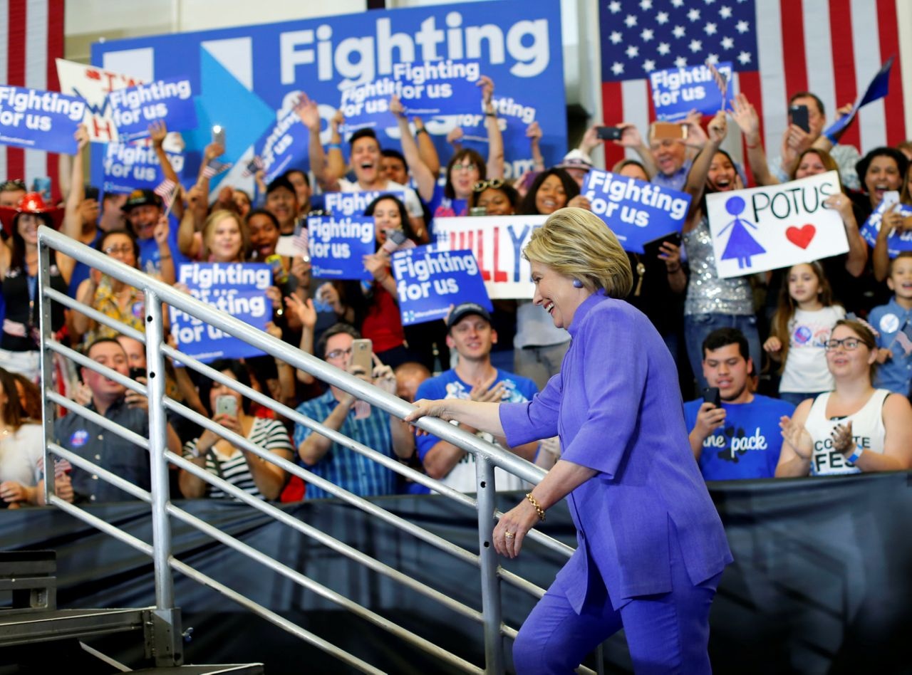 Clinton cung ran hon voi Trung Quoc anh 1