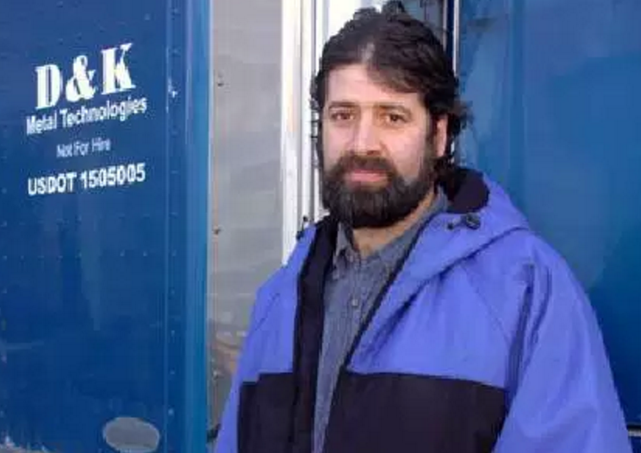 nguoi dan ong song voi 12 be gai anh 3