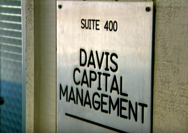 Doi ban tay trong tui nylon anh 6