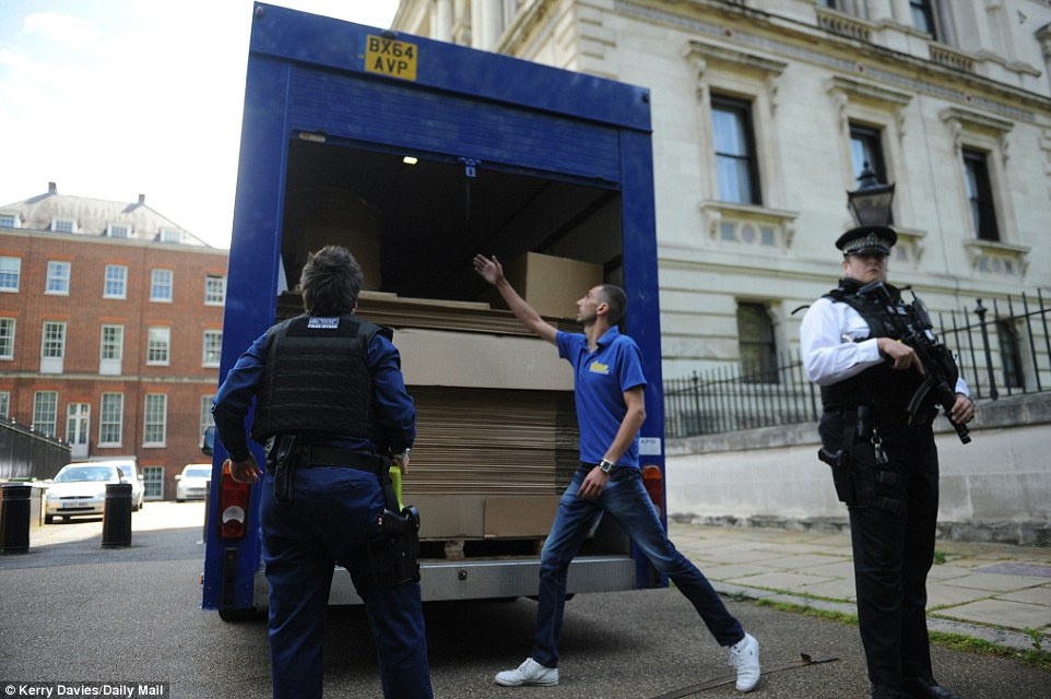 chuyen do dac cua thu tuong David Cameron anh 5