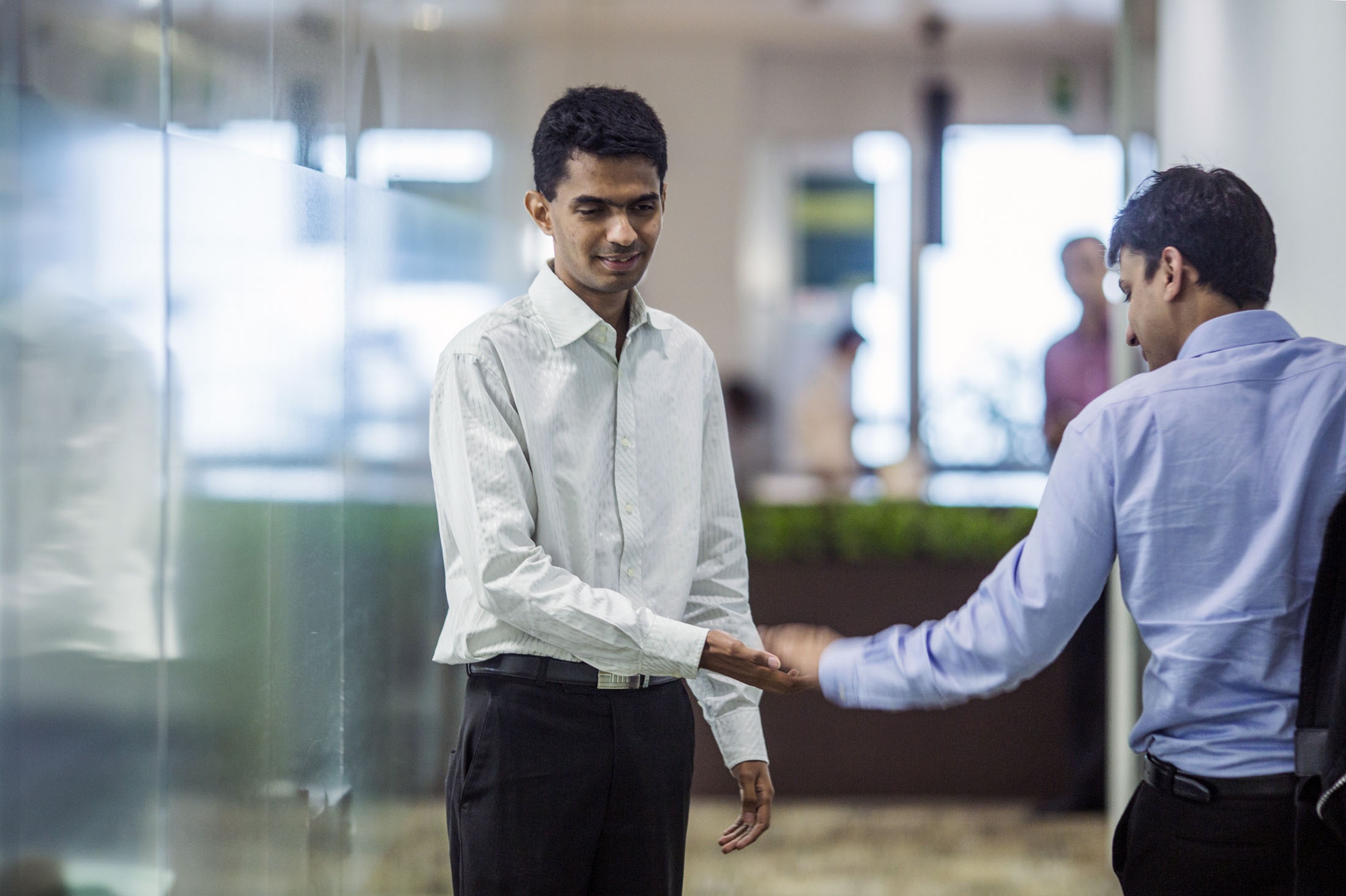 người mù buôn tiền xuất sắc ảnh 1 nguoi mu buon tien xuat sac anh 1