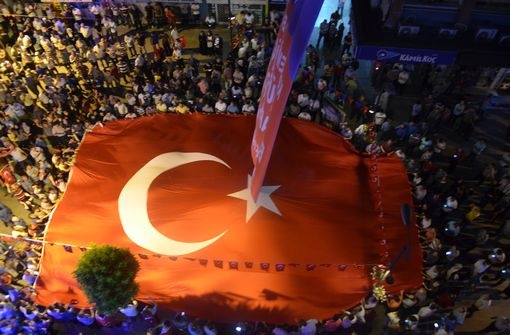 Mau do trong dem binh bien o Tho Nhi Ky hinh anh