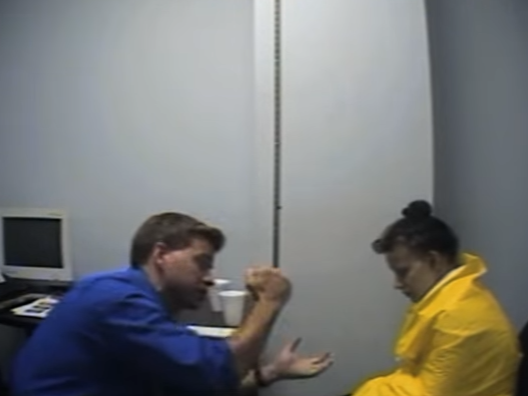 Nu sinh giet nhom ban anh 2