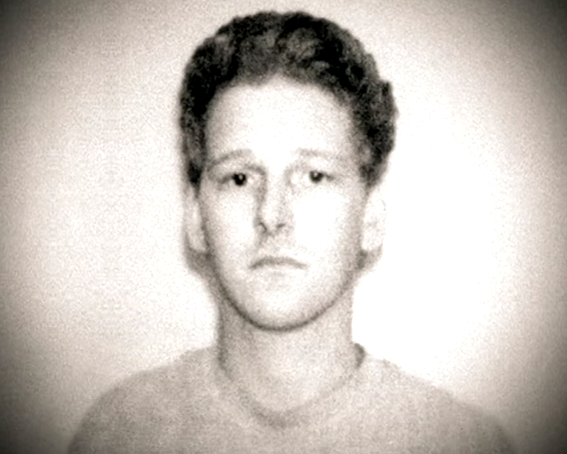 chan nguoi trong thung rac anh 7