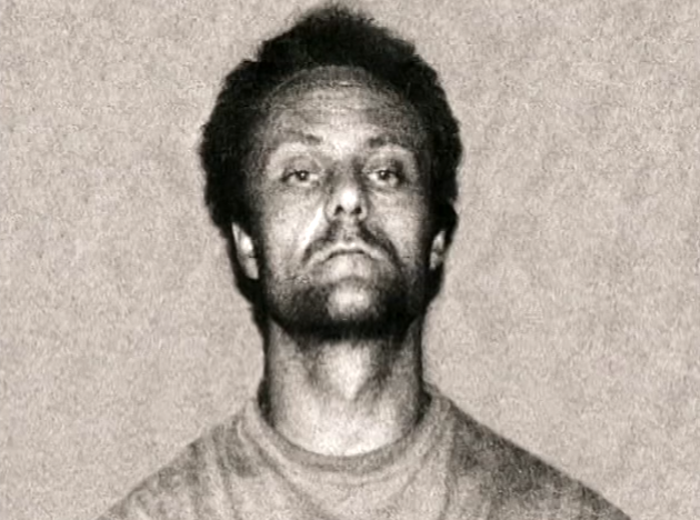 chan nguoi trong thung rac anh 3