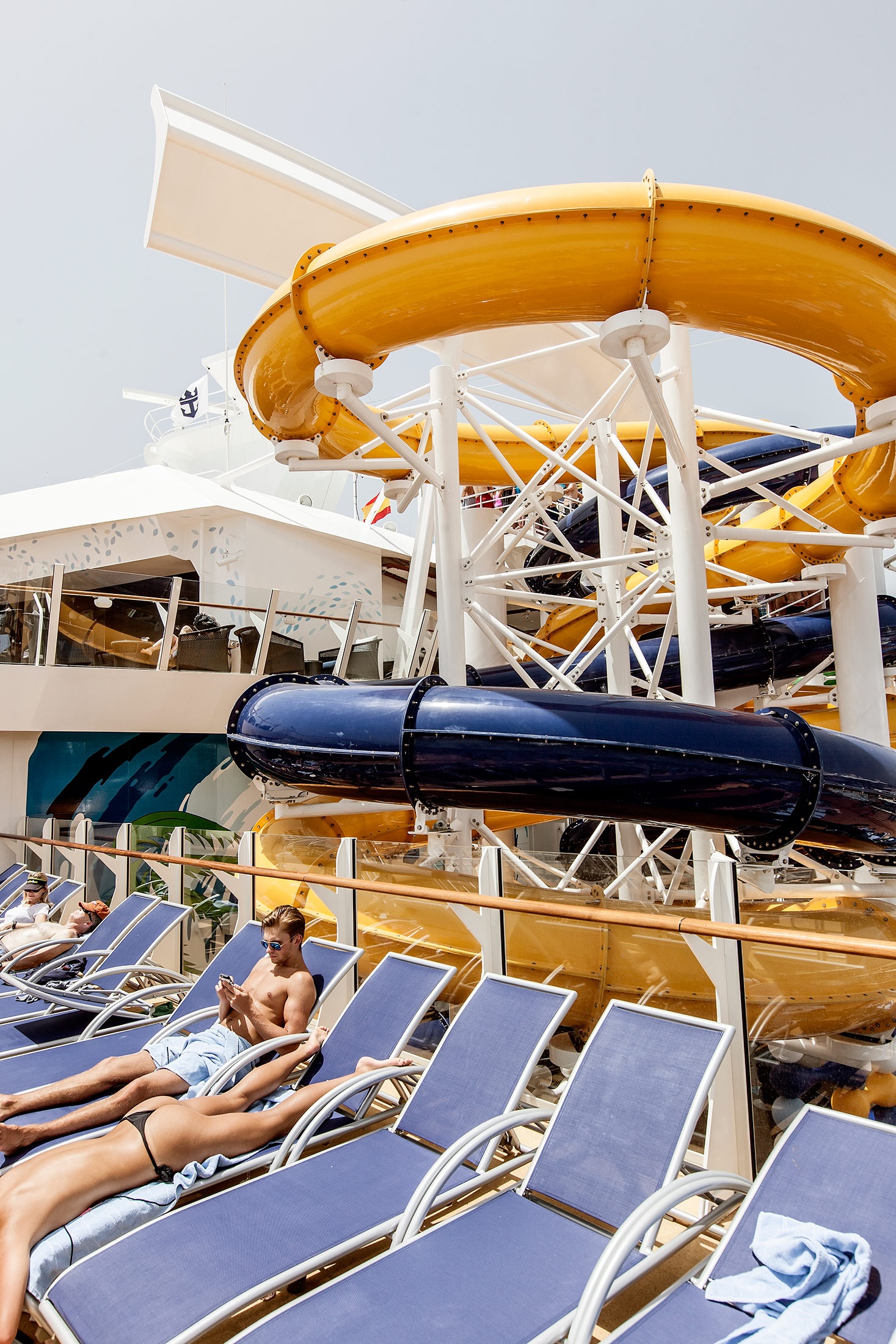 du thuyen lon nhat the gioi anh 7