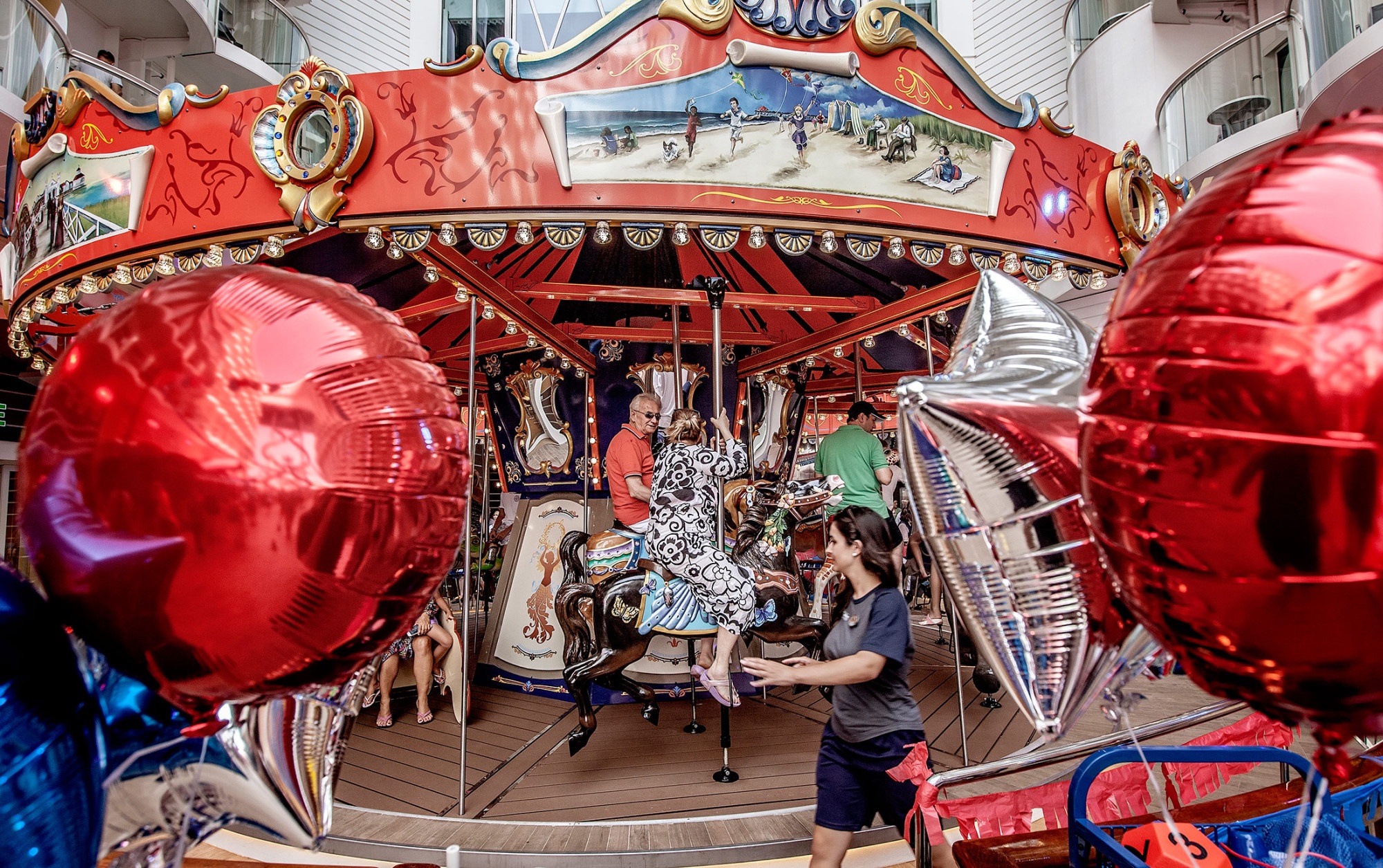 du thuyen lon nhat the gioi anh 5