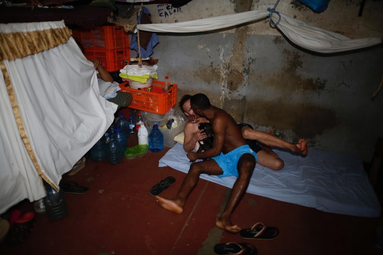 Cuộc sống trong trại giam ảnh 2 Cuoc song trong trai giam anh 2