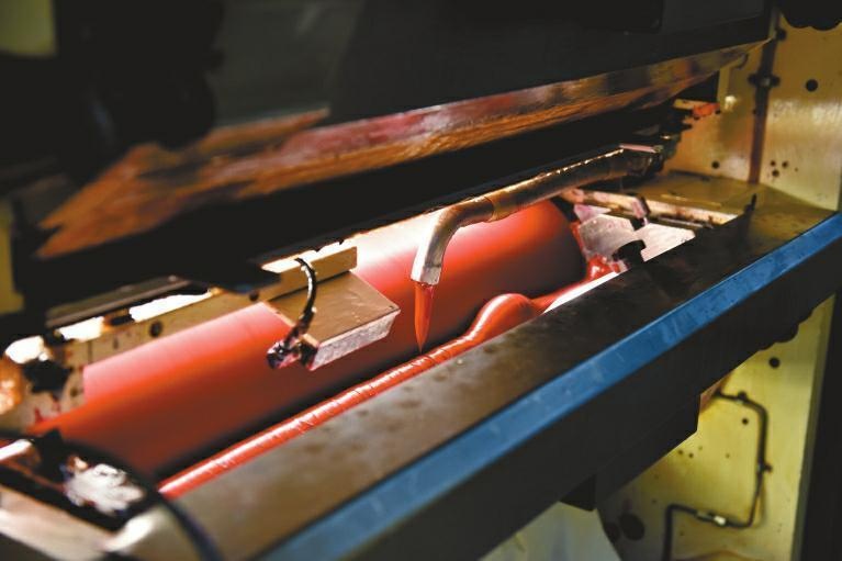 công nhân trong nhà máy in tiền ảnh 4 cong nhan trong nha may in tien anh 4