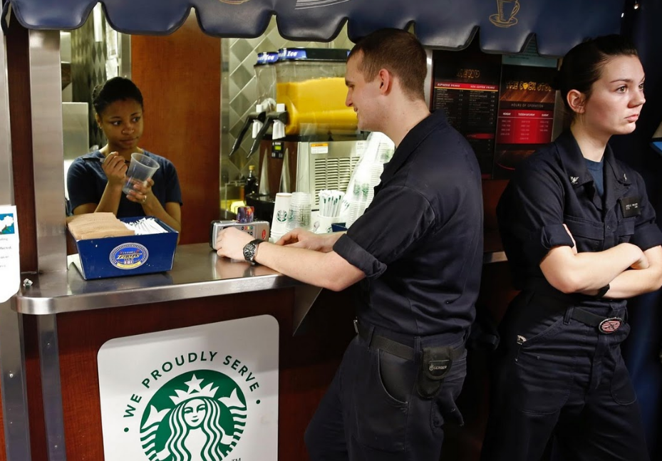 nhip song tren tau USS Harry S.Truman anh 12