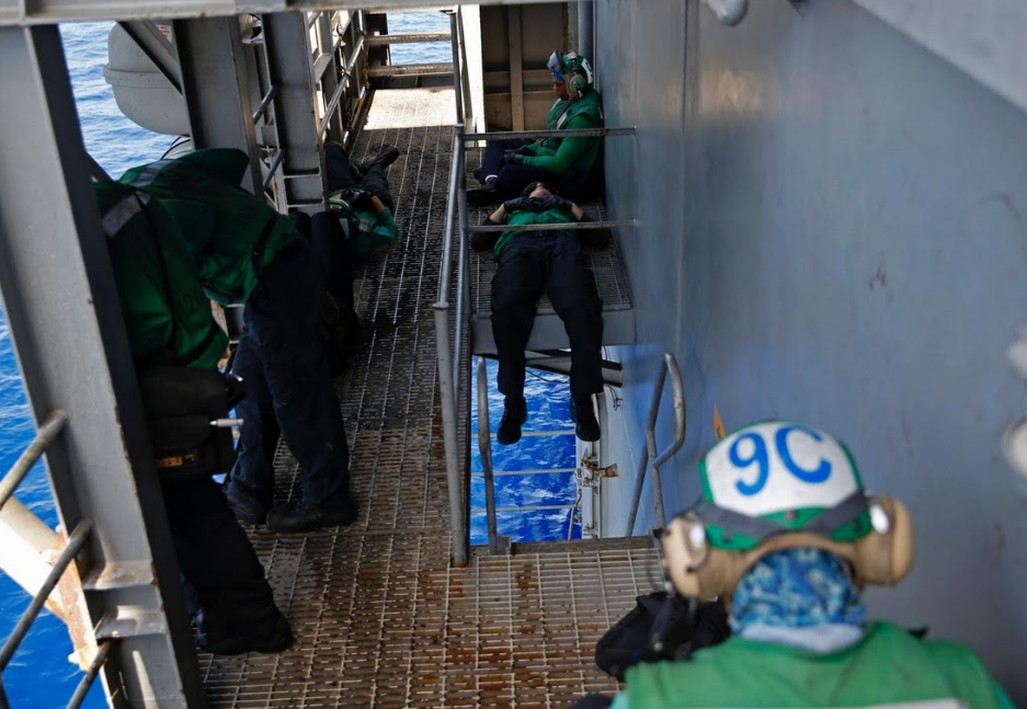 nhip song tren tau USS Harry S.Truman anh 5