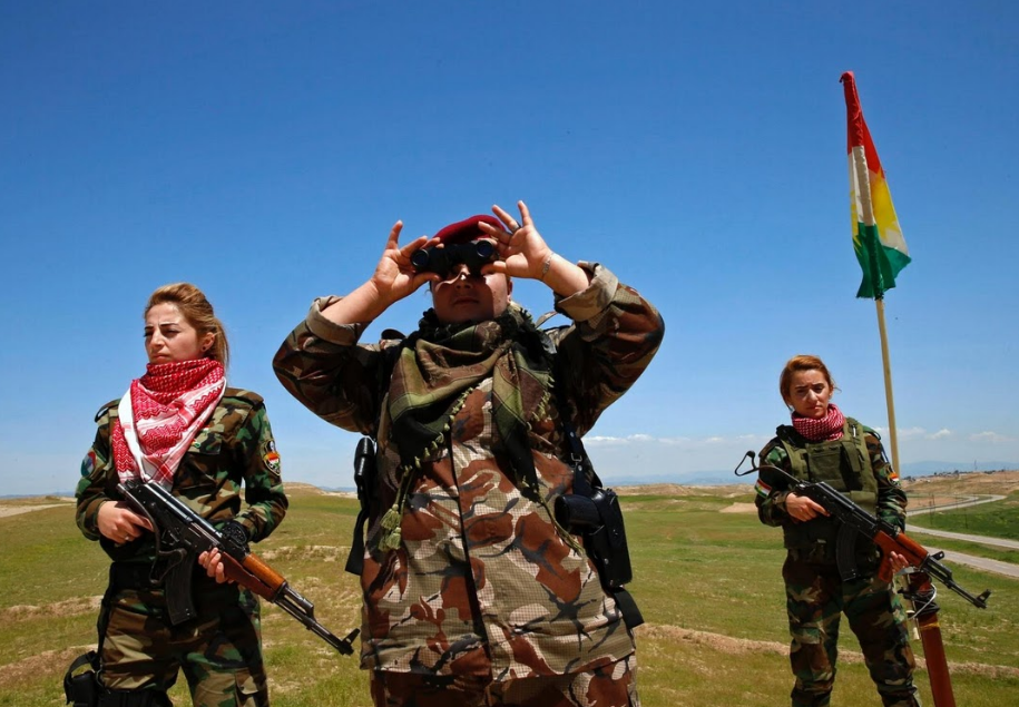 phu nu chong Nha nuoc Hoi giao anh 11