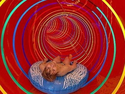 Dich vu doc dao tren du thuyen co suc chua 4.000 nguoi hinh anh