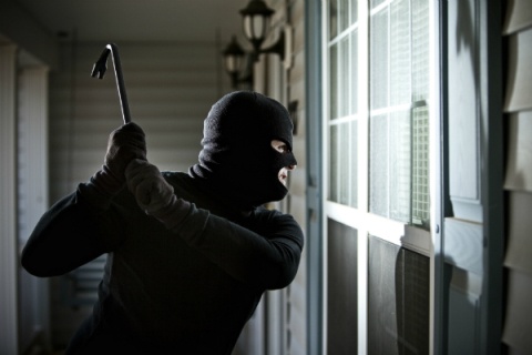 Mac ke thang trom hinh anh