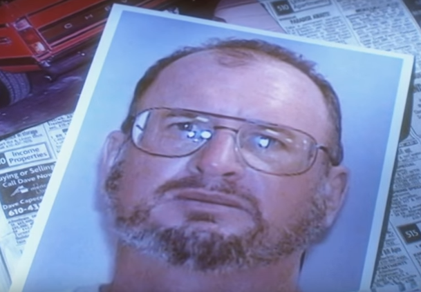 Vet mau trong xe nan nhan anh 3