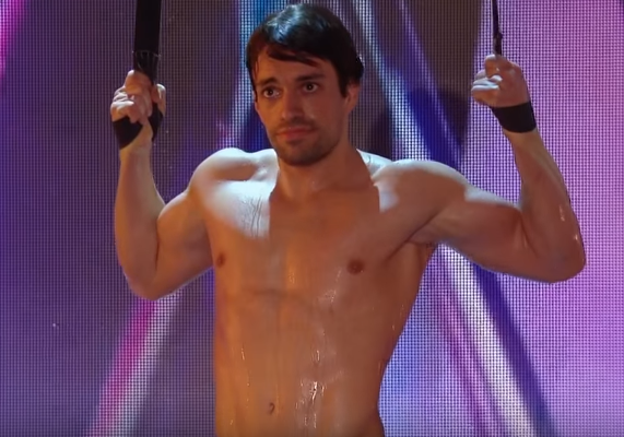 Tro la voi bon tam hinh anh