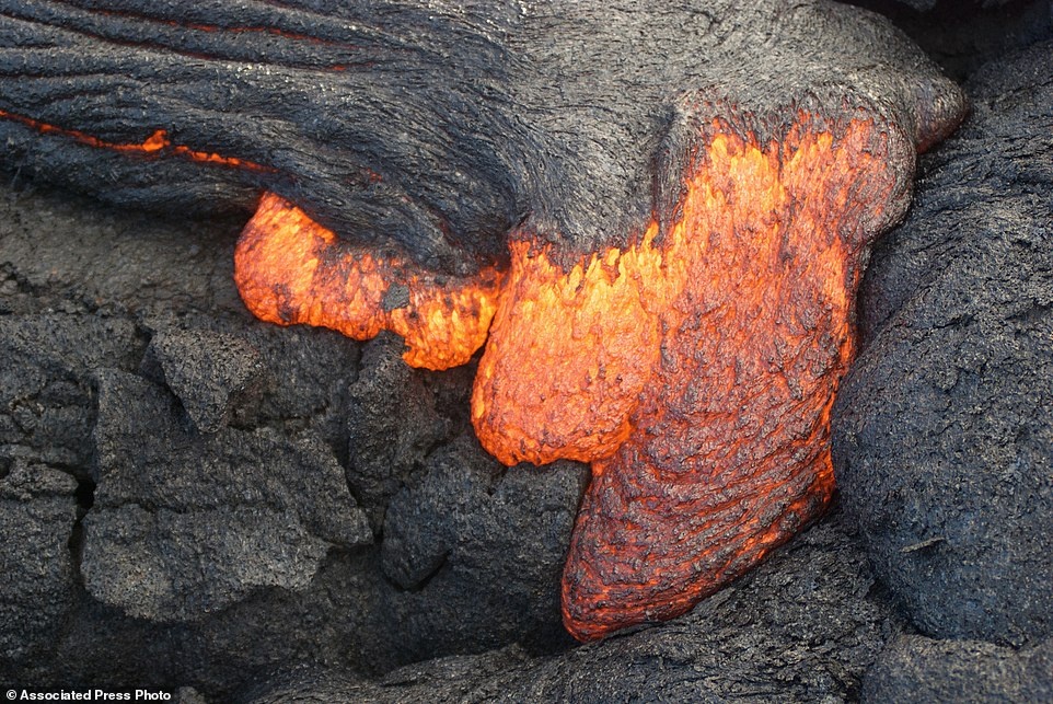 nui lua phun dung nham o My anh 2