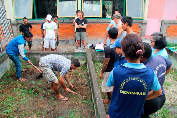 trai giam tren hon dao thien duong anh 9