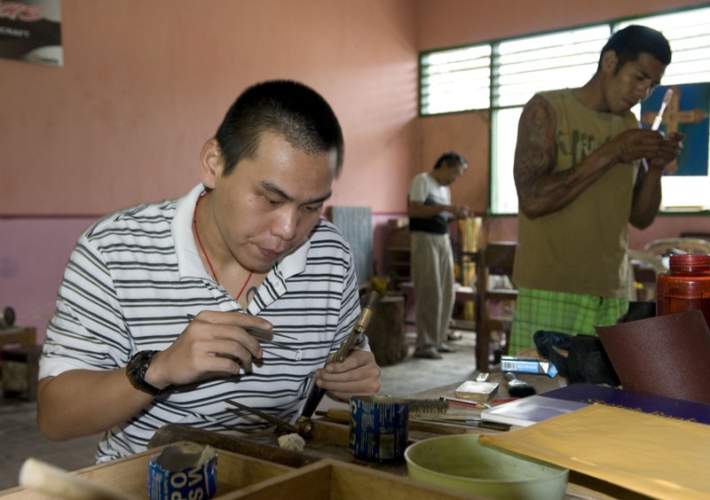 trai giam tren hon dao thien duong anh 12