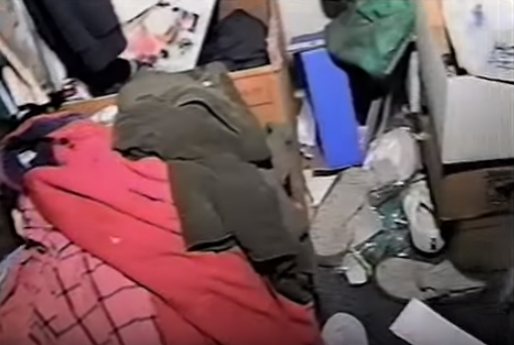 Vu nu sat hai khach anh 10